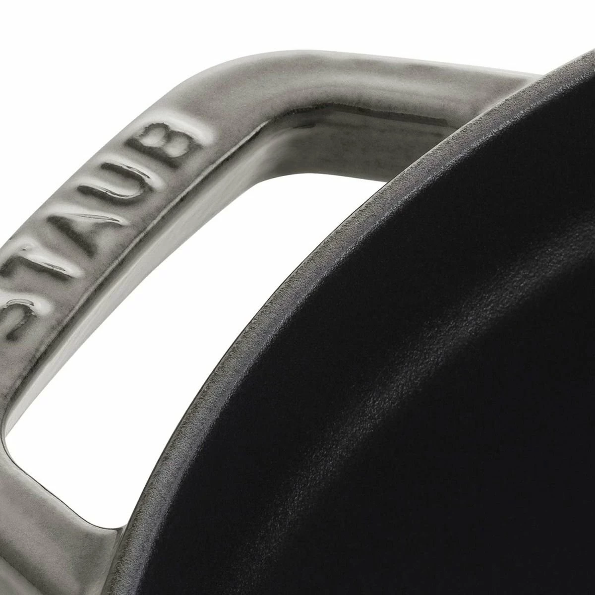 Staub 7 Qt. Round Cocotte/Dutch Oven | Graphite Grey 5 Staub 7 Qt. Round Cocotte/Dutch Oven | Graphite Grey - Image 3