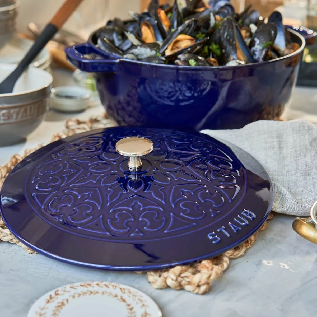 Staub 3.75 Qt Essential French Oven With Lilly Lid | Dark Blue 5 Staub 3.75 Qt Essential French Oven With Lilly Lid | Dark Blue - Image 3