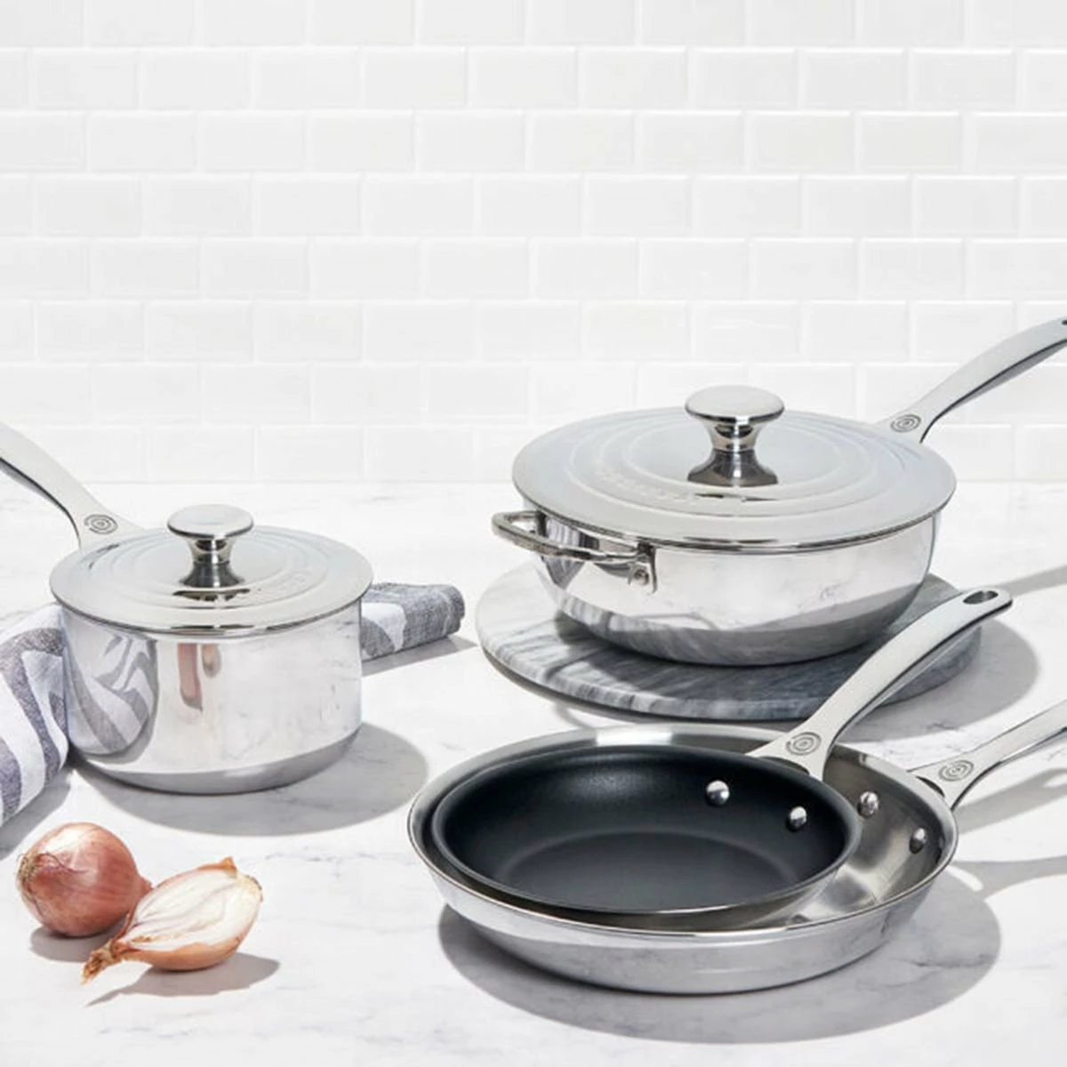 Le Creuset 6-Piece Cookware Set | Tri-Ply Stainless Steel 4 Le Creuset 6-Piece Cookware Set | Tri-Ply Stainless Steel - Image 2