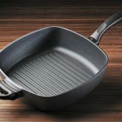 Swiss Diamond | HD Deep Square Grill Pan - 11" X 11" 13 Swiss Diamond | HD Deep Square Grill Pan - 11" X 11" -Le Creuset Shop 66281 wood 2017 10 27 20 11 39 utc