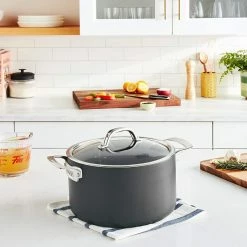 Viking Hard Anodized Nonstick Dutch Oven | 6-Quart 9 Viking Hard Anodized Nonstick Dutch Oven | 6-Quart -Le Creuset Shop 81glep1o3rl. ac sl1500