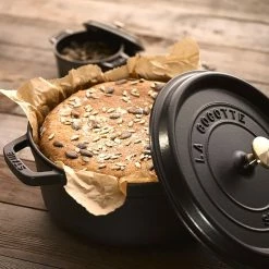 Staub 5.5 Qt. Round Cocotte/Dutch Oven | Matte Black 7 Staub 5.5 Qt. Round Cocotte/Dutch Oven | Matte Black -Le Creuset Shop 872078000301 4 ls 1