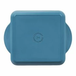 Le Creuset 9.5" Square Signature Enameled Cast Iron Griddle Pan | Caribbean Blue 11 Le Creuset 9.5" Square Signature Enameled Cast Iron Griddle Pan | Caribbean Blue -Le Creuset Shop cargriddle4