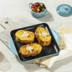 Le Creuset 9.5" Square Signature Enameled Cast Iron Griddle Pan | Caribbean Blue 12 Le Creuset 9.5" Square Signature Enameled Cast Iron Griddle Pan | Caribbean Blue -Le Creuset Shop cargriddle5