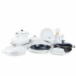 Le Creuset Collector's 23-Piece Set | White