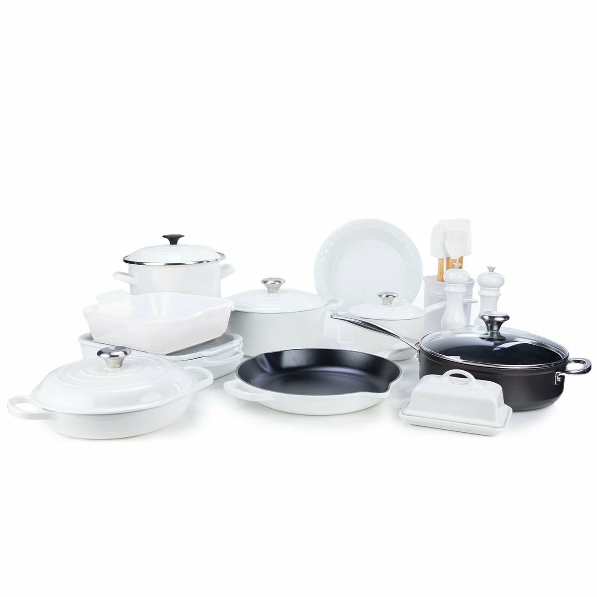 Le Creuset Collector's 23-Piece Set | White 3 Le Creuset Collector's 23-Piece Set | White