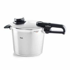 Le Creuset Shop 26 Fissler Vitavit® Premium S4 Pressure Cooker With Perforated Insert | 3.7 Qt.