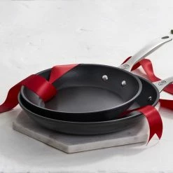 Le Creuset 9.5" & 11" Fry Pan Set | Toughened Nonstick Pro -Le Creuset Shop fryset