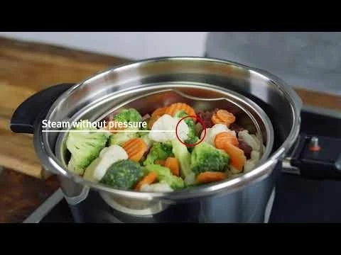 Fissler Vitavit® Premium S4 Pressure Skillet | 1.9 Qt. 5 Fissler Vitavit® Premium S4 Pressure Skillet | 1.9 Qt. - Image 4