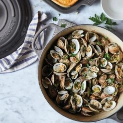 Le Creuset 5-Piece Signature Cookware Set With Stainless Steel Knobs | Oyster Grey 11 Le Creuset 5-Piece Signature Cookware Set With Stainless Steel Knobs | Oyster Grey -Le Creuset Shop le creuset oyster 5 piece signature set ms16057fss