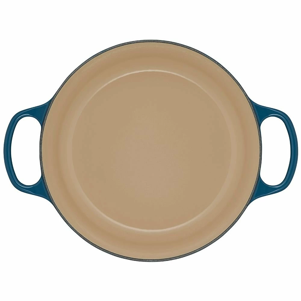 Le Creuset 5.5 Qt. Round Signature Cast Iron Dutch Oven With Stainless Steel Knob | Deep Teal 6 Le Creuset 5.5 Qt. Round Signature Cast Iron Dutch Oven With Stainless Steel Knob | Deep Teal - Image 4