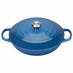 Le Creuset 10-Piece Signature Cookware Set With Stainless Steel Knobs | Marseille Blue 13 Le Creuset 10-Piece Signature Cookware Set With Stainless Steel Knobs | Marseille Blue -Le Creuset Shop marseille braise
