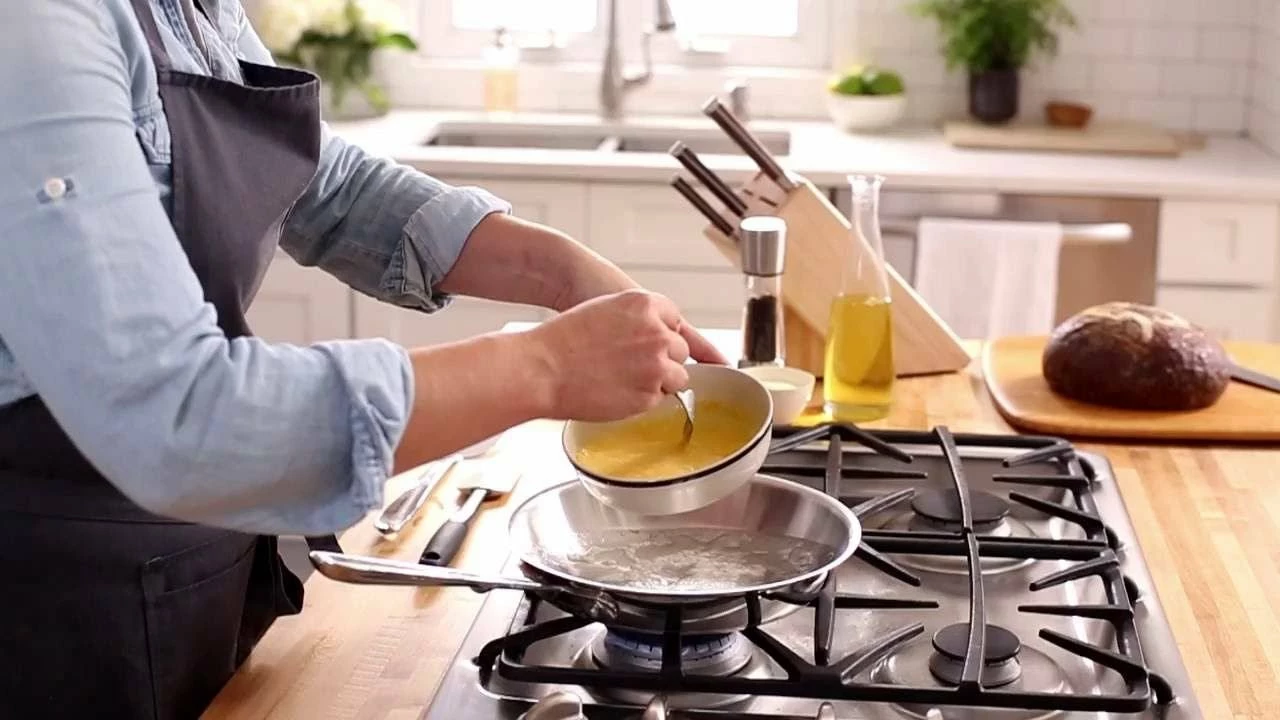 All-Clad Copper Core 5-Ply Bonded Stainless Steel Cookware Set | 10-Piece 10 All-Clad Copper Core 5-Ply Bonded Stainless Steel Cookware Set | 10-Piece - Image 8