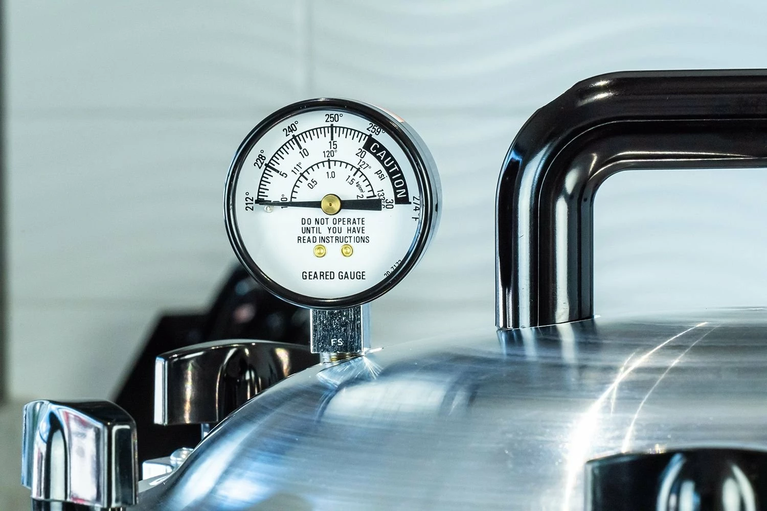 All American 1930 No. 925 Pressure Canner & Cooker | 25-Quart 6 All American 1930 No. 925 Pressure Canner & Cooker | 25-Quart - Image 4