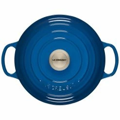 Le Creuset 4.5 Qt. Round Signature Dutch Oven With Stainless Steel Knob | Marseille Blue 10 Le Creuset 4.5 Qt. Round Signature Dutch Oven With Stainless Steel Knob | Marseille Blue -Le Creuset Shop rs11205 ls2501 2459ss 3
