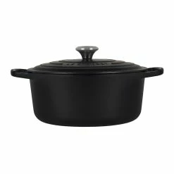 Le Creuset 7.25 Qt. Round Signature Dutch Oven With Stainless Steel Knob | Licorice 9 Le Creuset 7.25 Qt. Round Signature Dutch Oven With Stainless Steel Knob | Licorice -Le Creuset Shop rs11822 ls2501 2820ss 2 1 1