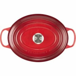 Le Creuset 6.75 Qt. Oval Signature Dutch Oven With Stainless Steel Knob | Cerise/Cherry Red 10 Le Creuset 6.75 Qt. Oval Signature Dutch Oven With Stainless Steel Knob | Cerise/Cherry Red -Le Creuset Shop rs11954 lc 20191105 fr ps 00004s