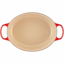 Le Creuset 9.5 Qt. Oval Signature Dutch Oven With Stainless Steel Knob | Cerise/Cherry Red -Le Creuset Shop rs11963 lc 20191107 fr ps 00005 s