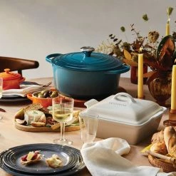 Le Creuset 5.5 Qt. Round Signature Cast Iron Dutch Oven With Stainless Steel Knob | Deep Teal 16 Le Creuset 5.5 Qt. Round Signature Cast Iron Dutch Oven With Stainless Steel Knob | Deep Teal -Le Creuset Shop rs12794 200716 lc thanksgivingtable ret