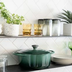 Le Creuset 5.5 Qt. Round Signature Dutch Oven With Stainless Steel Knob | Artichaut 14 Le Creuset 5.5 Qt. Round Signature Dutch Oven With Stainless Steel Knob | Artichaut -Le Creuset Shop rs16001 0921 lecreuset lifestyle 60