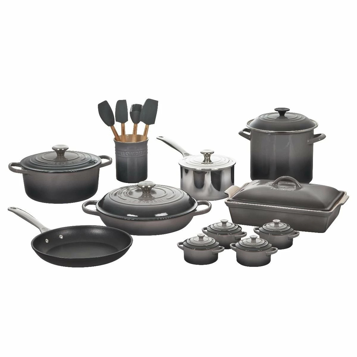 Le Creuset 20-Piece Mixed Material Cookware Set | Oyster 3 Le Creuset 20-Piece Mixed Material Cookware Set | Oyster
