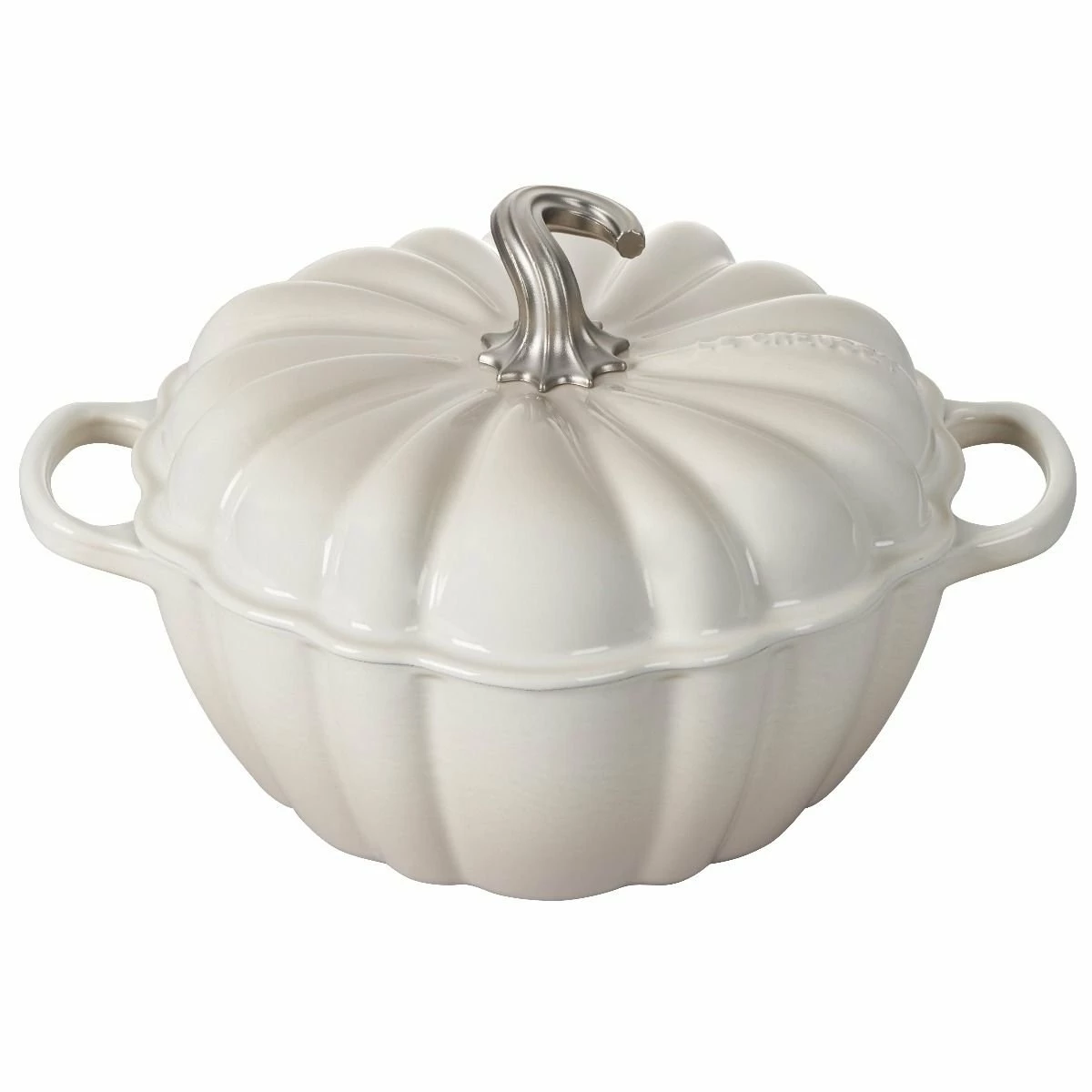 Le Creuset 4 Qt. Pumpkin Cocotte | Meringue 2 Le Creuset 4 Qt. Pumpkin Cocotte | Meringue