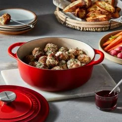 Le Creuset 2.75 Qt. Shallow Round Dutch Oven | Cerise 18 Le Creuset 2.75 Qt. Shallow Round Dutch Oven | Cerise -Le Creuset Shop rs18547 221017 lecreuset ceriseclassicshallowrdo square ret