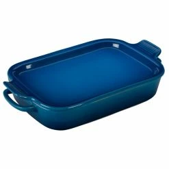 Le Creuset Collector's 23-Piece Set | Marseille 24 Le Creuset Collector's 23-Piece Set | Marseille -Le Creuset Shop rs5689 pg2015 1359 1