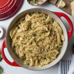 Le Creuset 2.75 Qt. Shallow Round Dutch Oven | Cerise 19 Le Creuset 2.75 Qt. Shallow Round Dutch Oven | Cerise -Le Creuset Shop rs6569 bis5