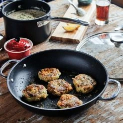 Le Creuset 4 Qt. Shallow Casserole/Braiser With Glass Lid | Toughened Nonstick Pro -Le Creuset Shop tbraiser1